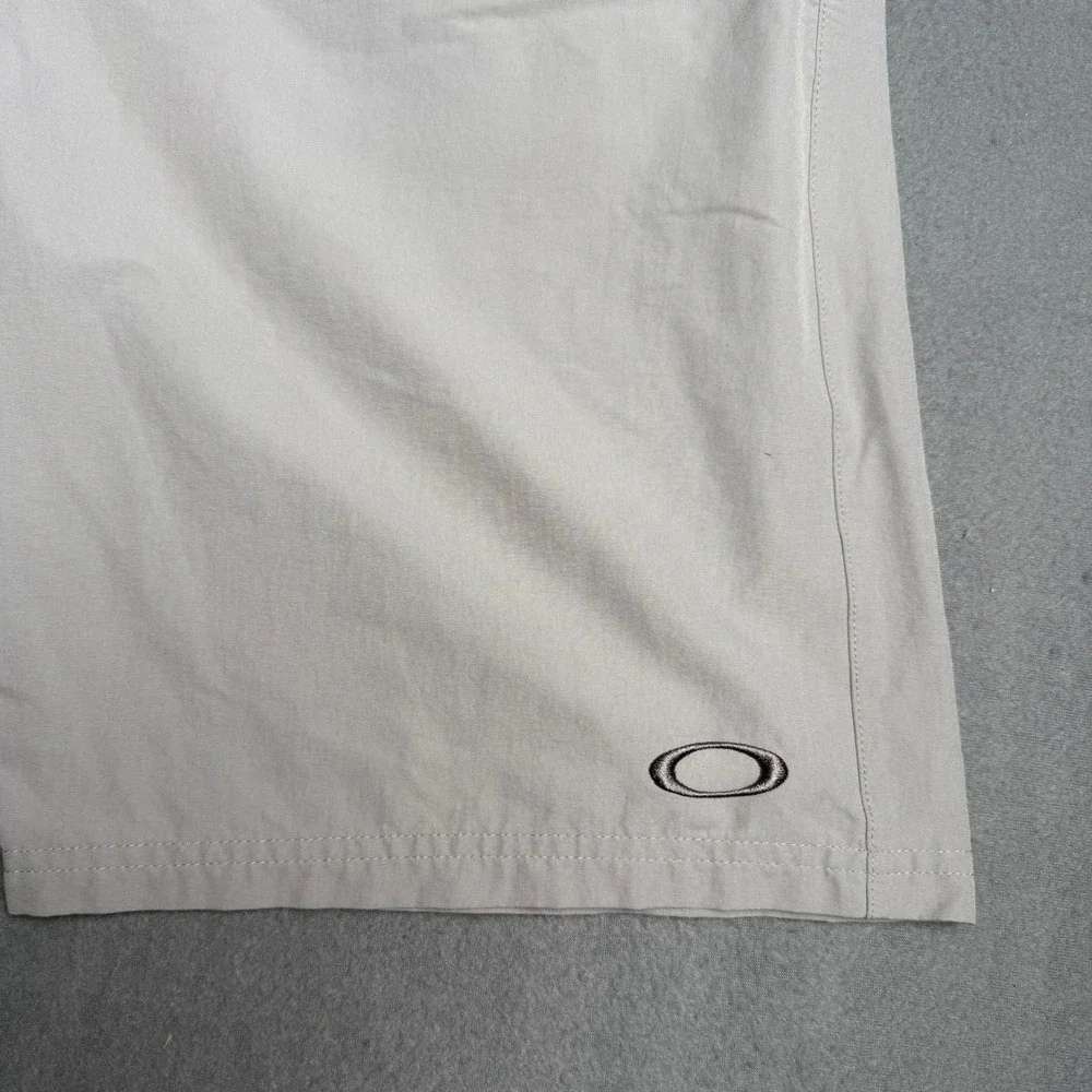 Oakley Mens Tan Khaki Flat Front Performance Golf Shorts Size 40W